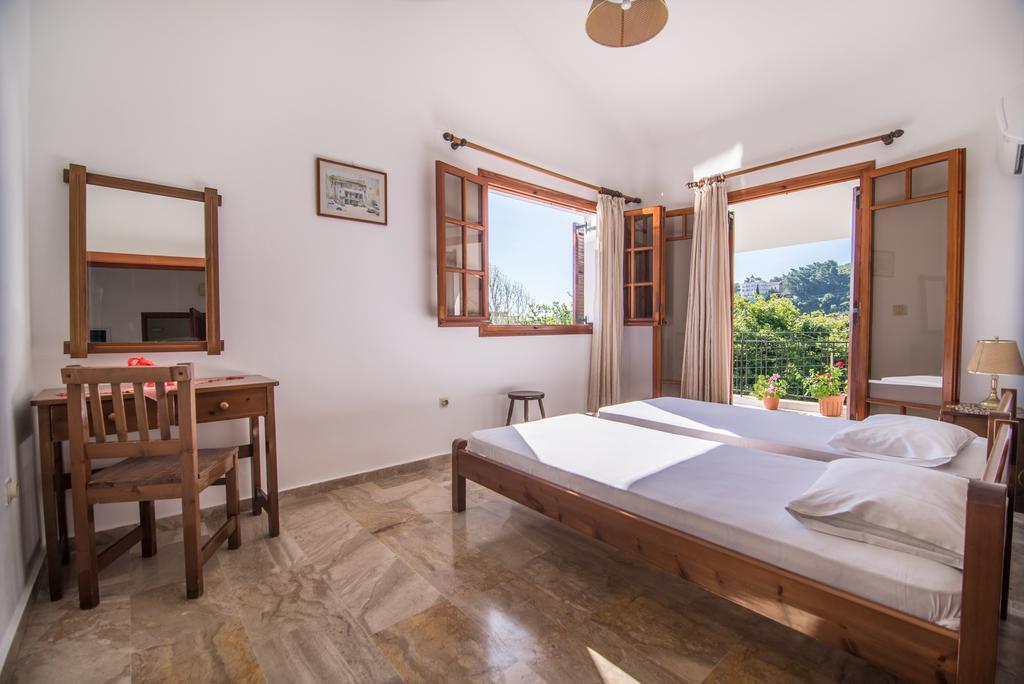 Maria Parameriti Apartments Poros  Eksteriør bilde
