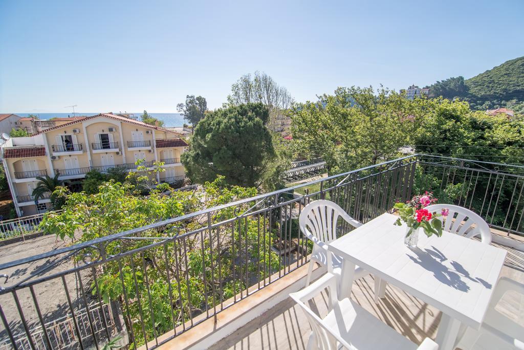 Maria Parameriti Apartments Poros  Eksteriør bilde