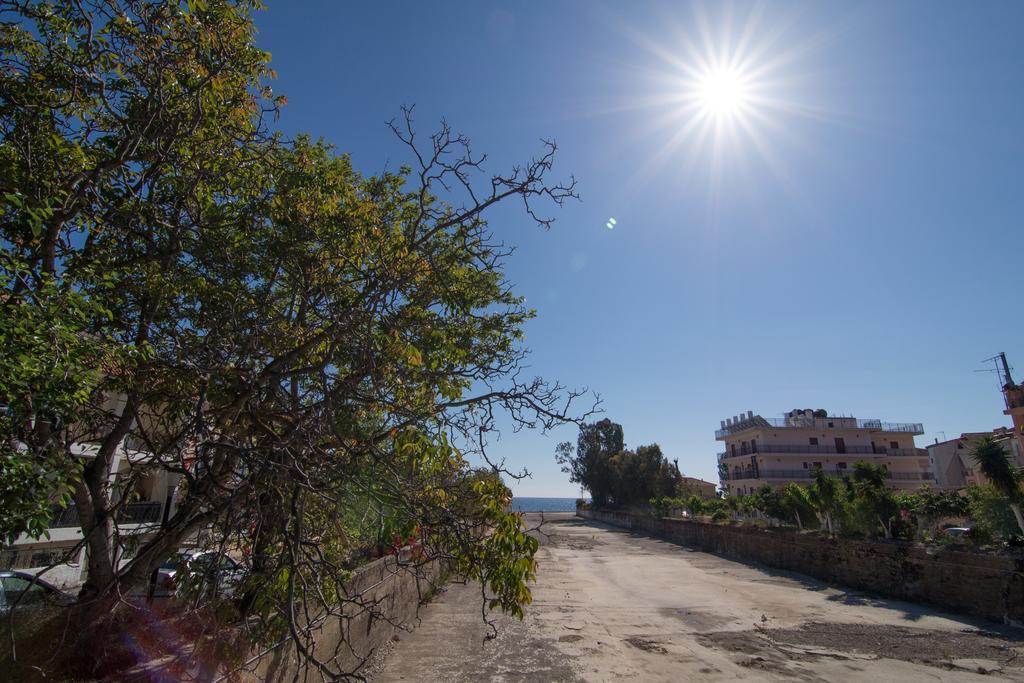 Maria Parameriti Apartments Poros  Eksteriør bilde