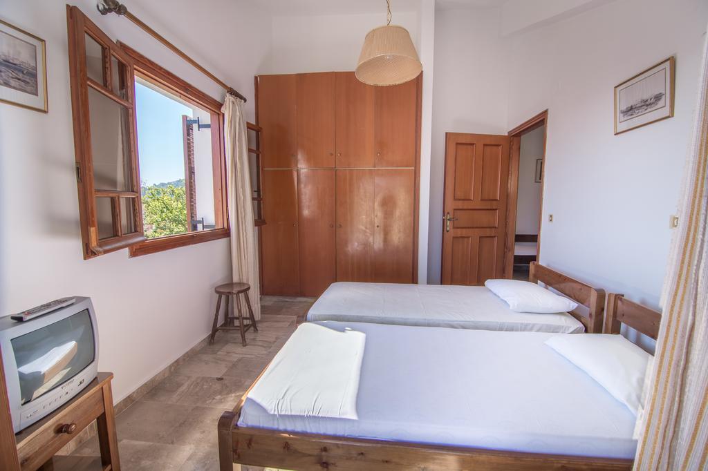 Maria Parameriti Apartments Poros  Eksteriør bilde