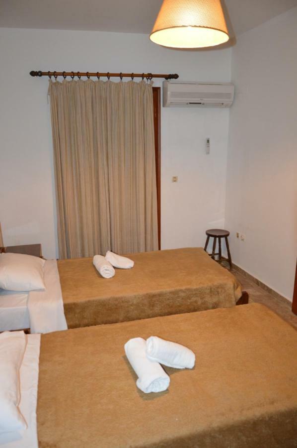 Maria Parameriti Apartments Poros  Eksteriør bilde