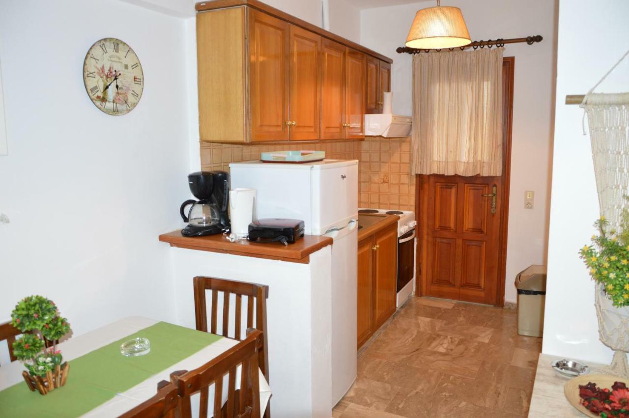 Maria Parameriti Apartments Poros  Eksteriør bilde